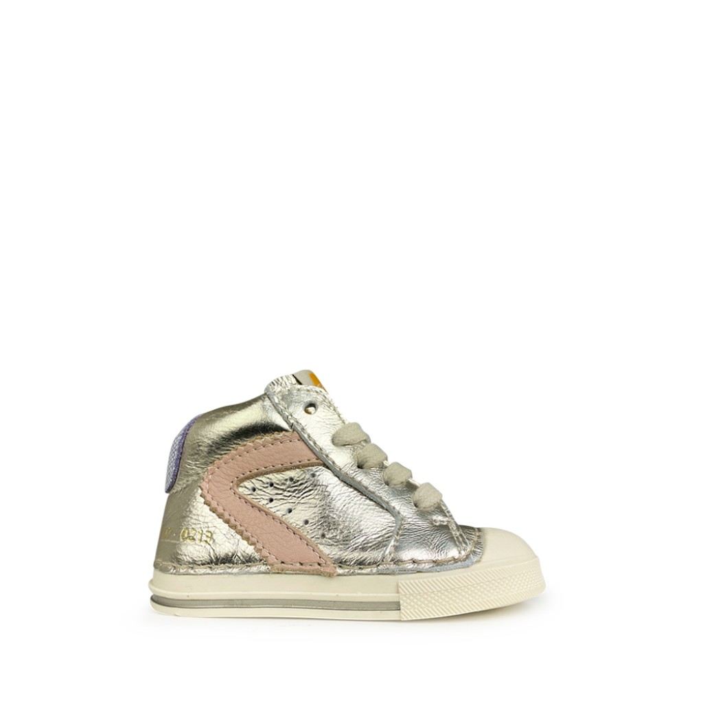 Ocra - Silver sneaker with pink accent