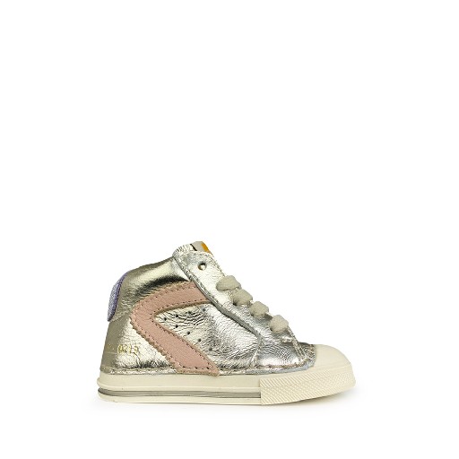Kids shoe online Ocra trainer Silver sneaker with pink accent