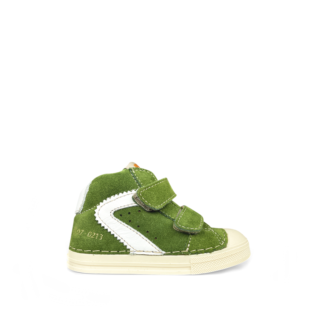 Ocra - Pre-sneaker groen met witte accenten