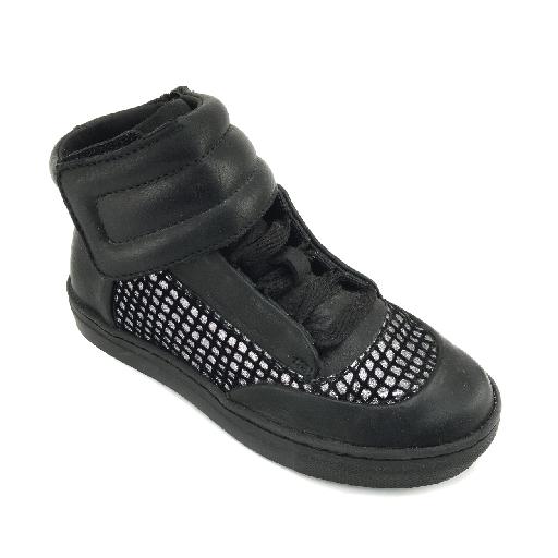 MAA trainer Black cool sneaker with silver accent