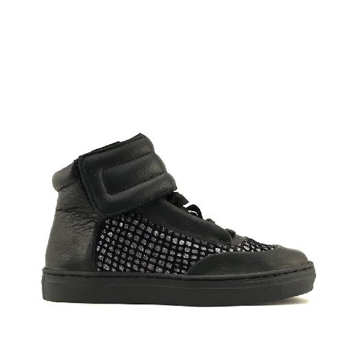Kids shoe online MAA trainer Black cool sneaker with silver accent