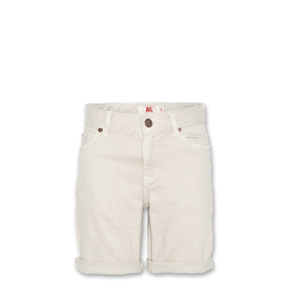 AO76  - Beige-coloured slim fit shorts