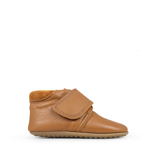Kids shoe online Pompom slippers Leather slipper in brown
