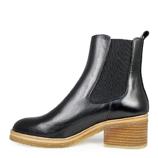 Angulus short boots Black boot with heel