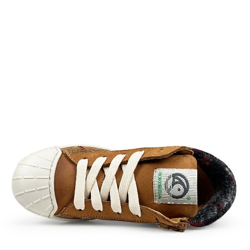 Rondinella sneaker Lage bruine sneaker met wol