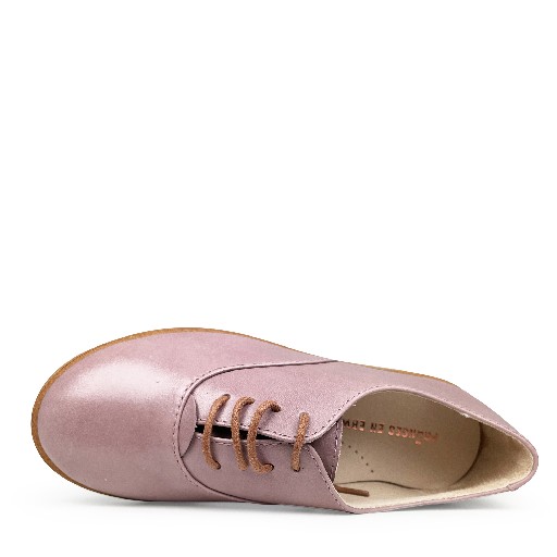 Beberlis Derby's Elegant old pink derby shoe