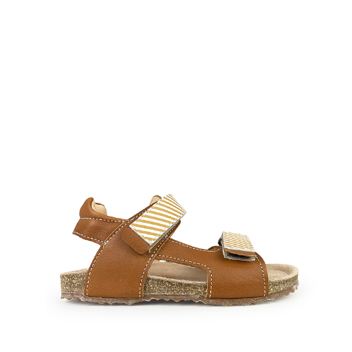 Kinderschoen online Ocra sandalen Naturel cognac sandaal met velcro