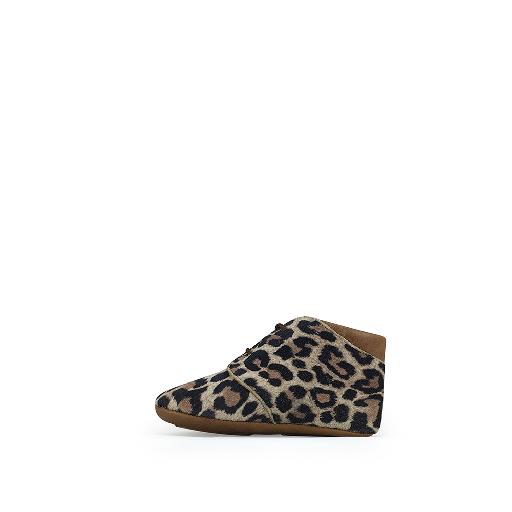 Tricati pre step shoe Pre-step shoe in leopard