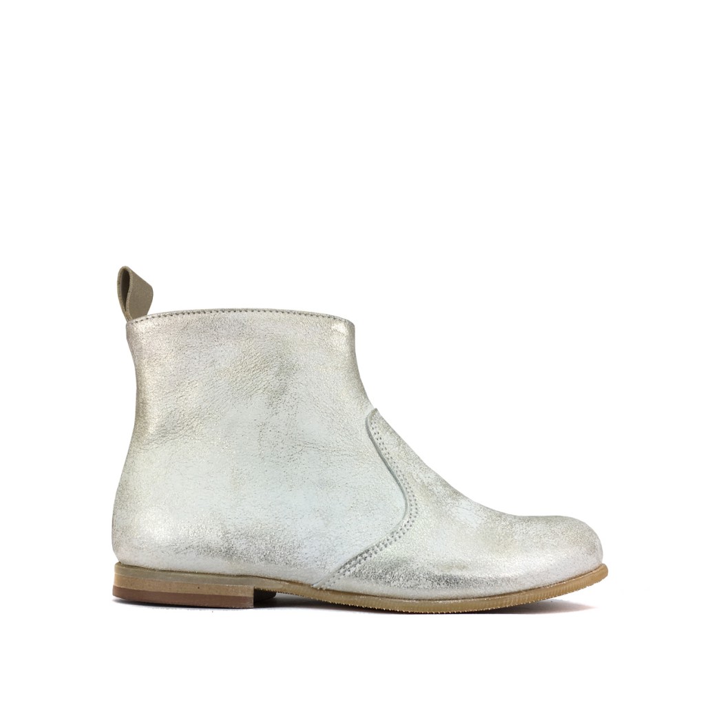 Pp - Short boot in gold on white