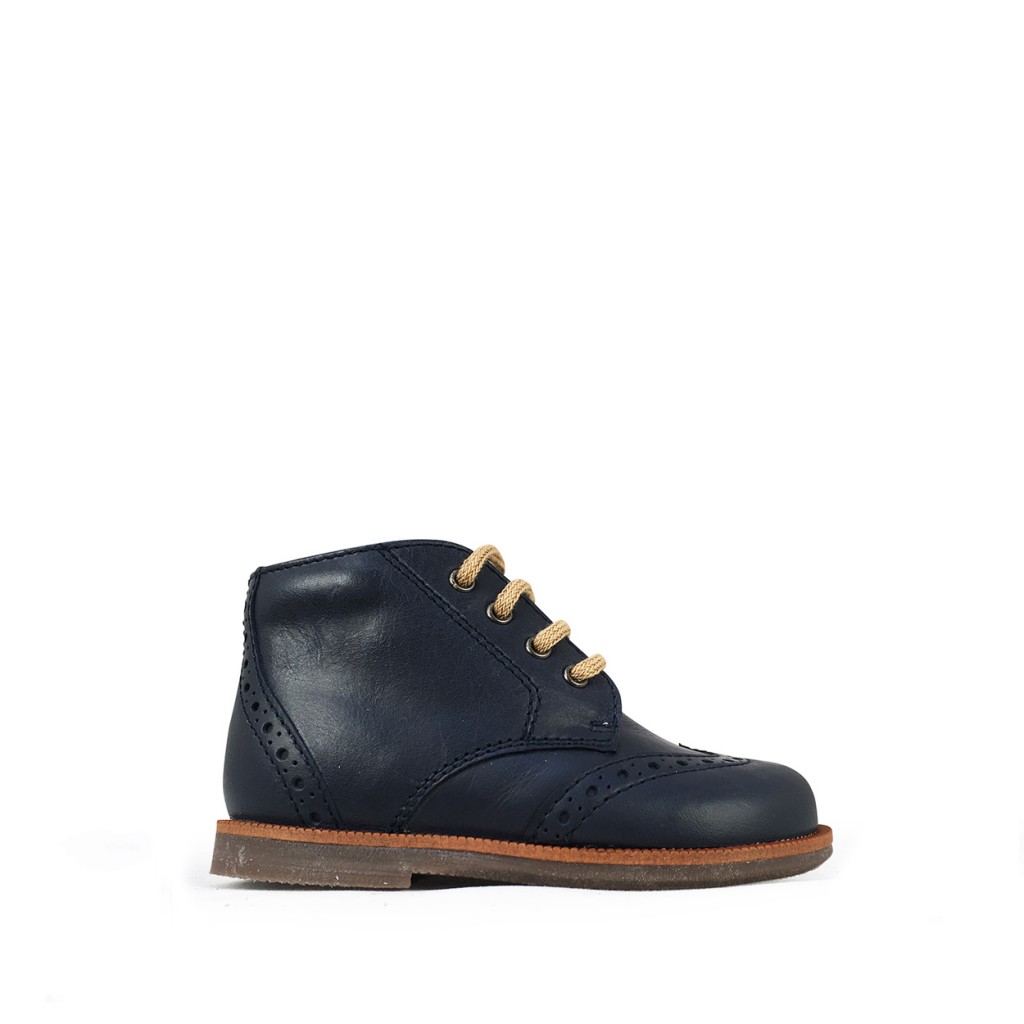 Beberlis - First step shoe in blue with brogues