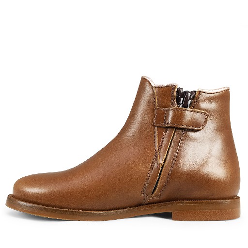 Beberlis short boots Short brown boot with pink golden stretcher