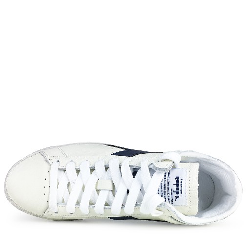 Diadora sneaker Lage witte sneaker met blauw logo