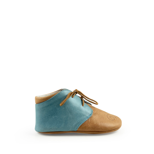 Kinderschoen online Tricati prestapper Lederen prestapper in blauw en bruin met detail
