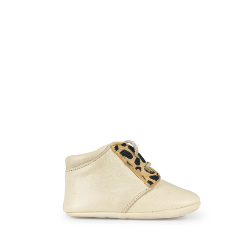 Kids shoe online Tricati pre step shoe Performance footwear in beige with leopard print
